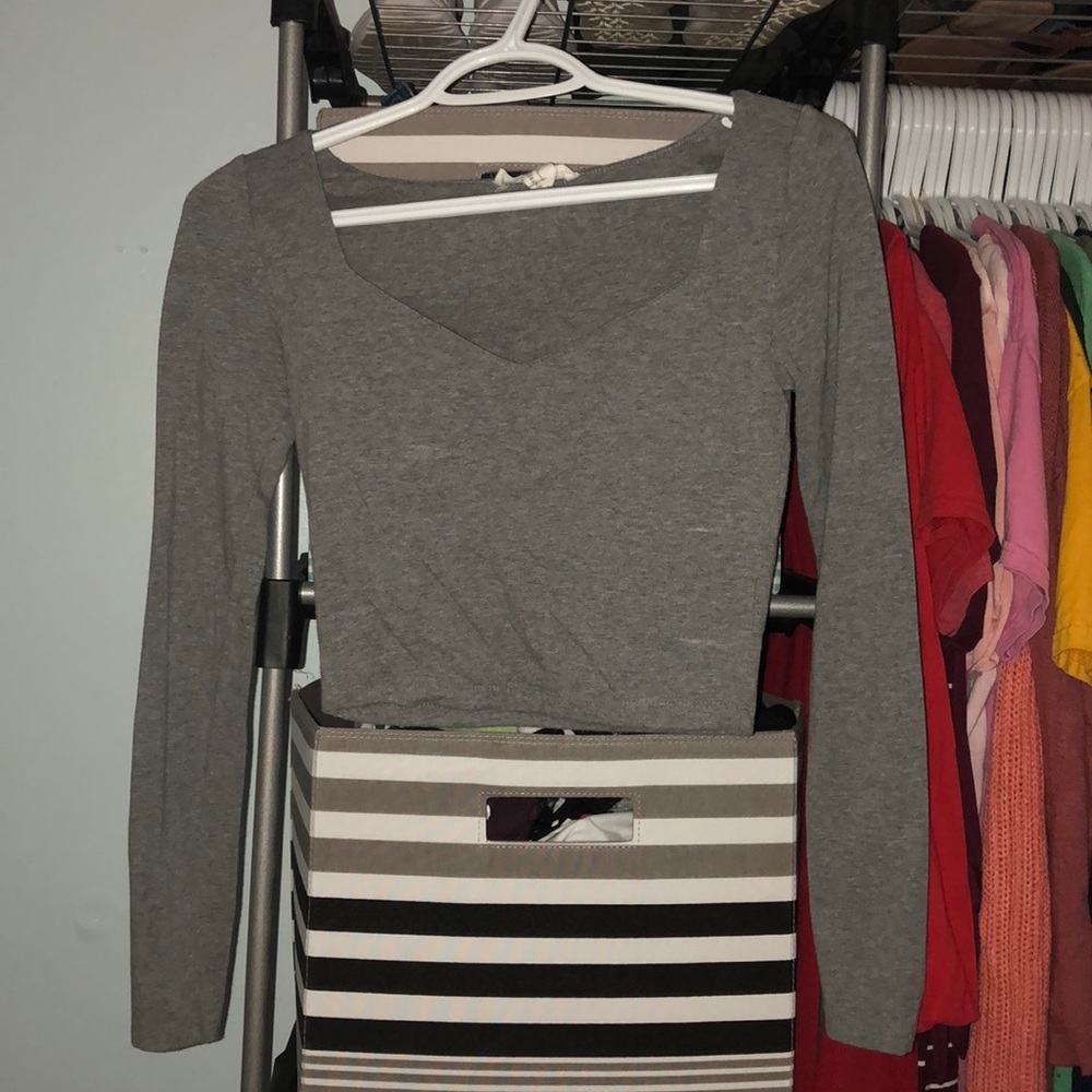 Gray crop top